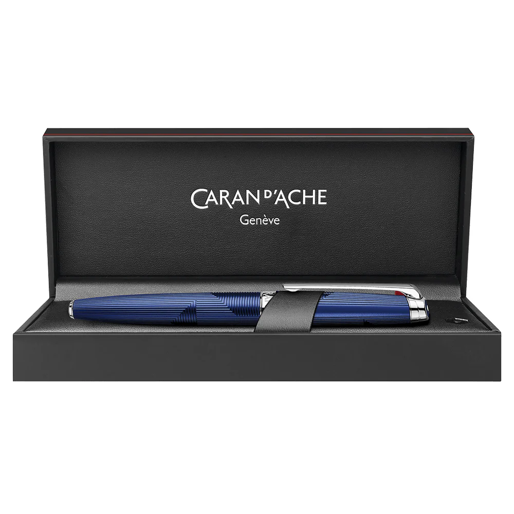 Caran d'Ache Leman Fountain Pen Bleu Marin - Image 4