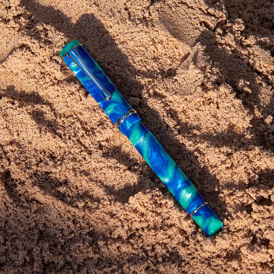 Cult Pens Exclusive Duragraph Fountain Pen Iyanola by Conklin - Image 2