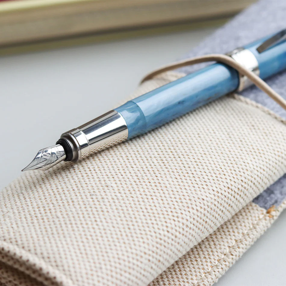 Cult Pens Exclusive Rembrandt Fountain Pen Blue by Visconti - Image 6