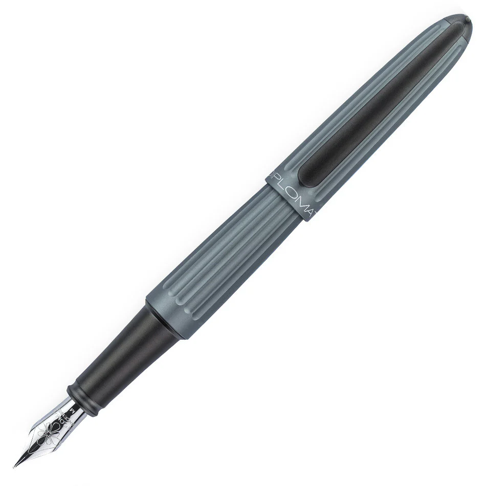 Diplomat Aero Fountain Pen Grey
