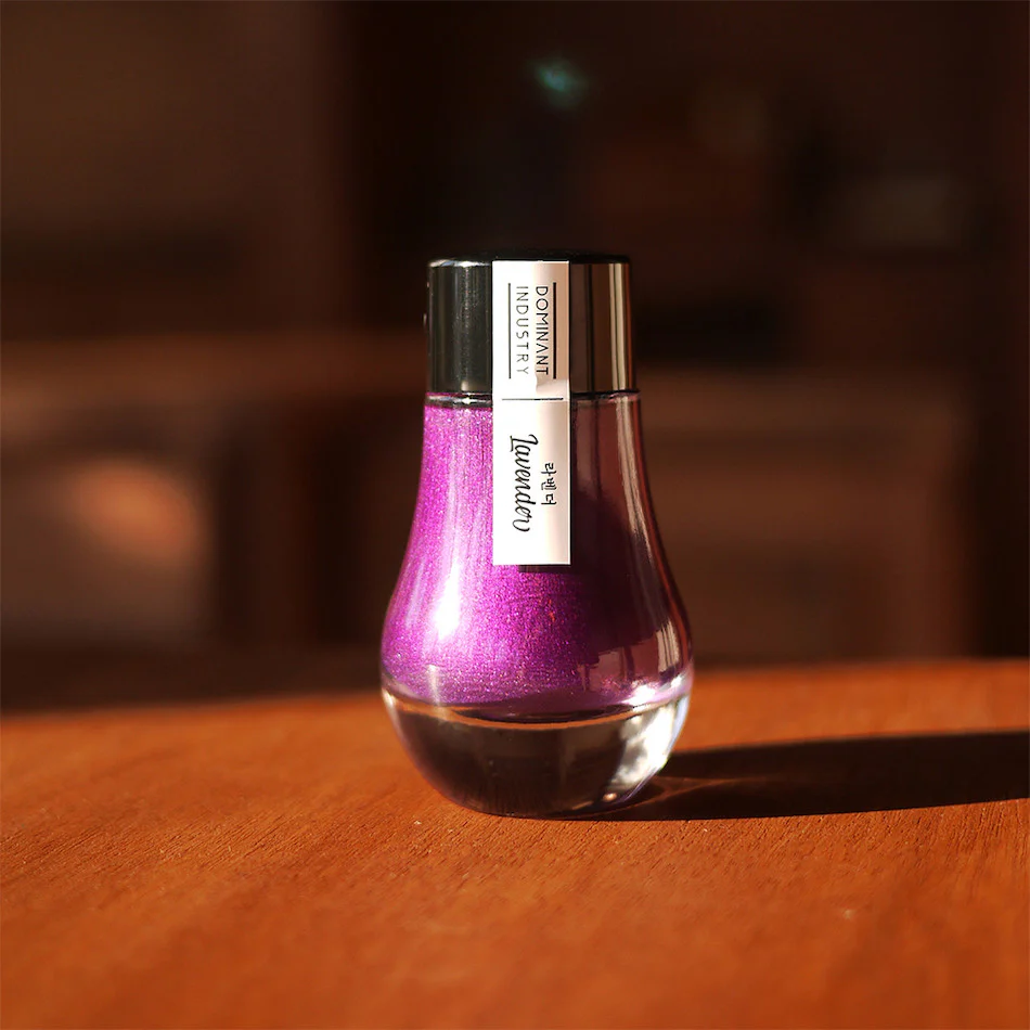 Dominant Industry Pearl Bottled Ink 25ml - Image 12