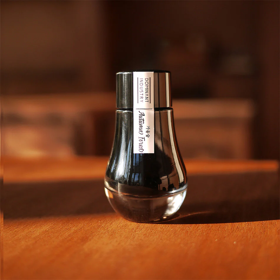 Dominant Industry Pearl Bottled Ink 25ml - Image 13