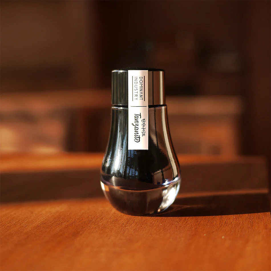 Dominant Industry Pearl Bottled Ink 25ml - Image 19