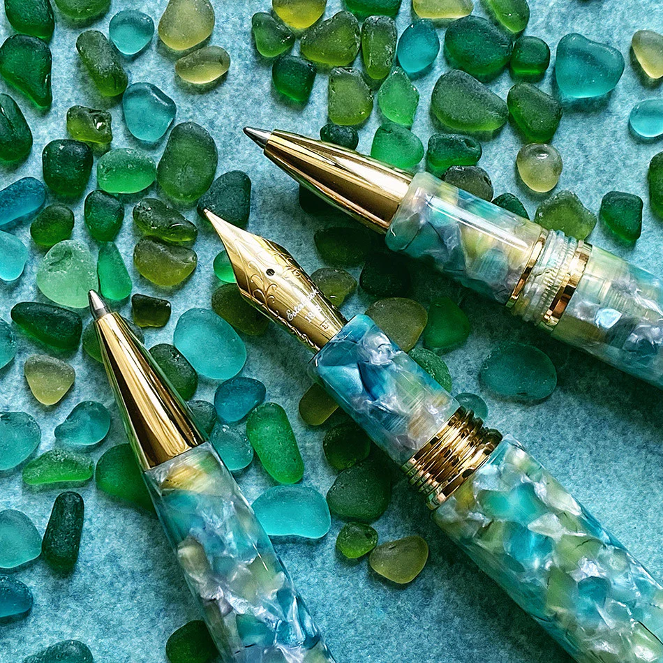 Esterbrook Estie Fountain Pen Sea Glass with Gold Trim - Image 2