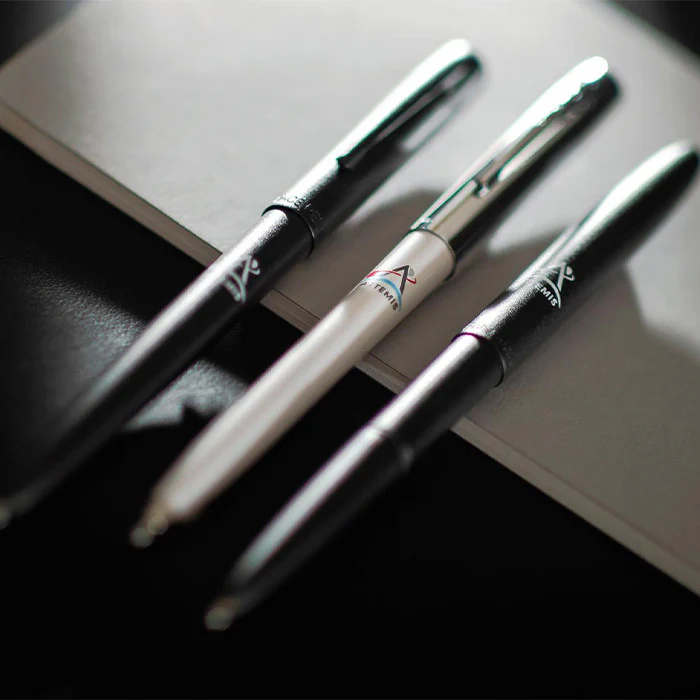 Fisher Space Pen Cap-O-Matic Pressurised Ballpoint Pen White with Artemis Logo - Image 2