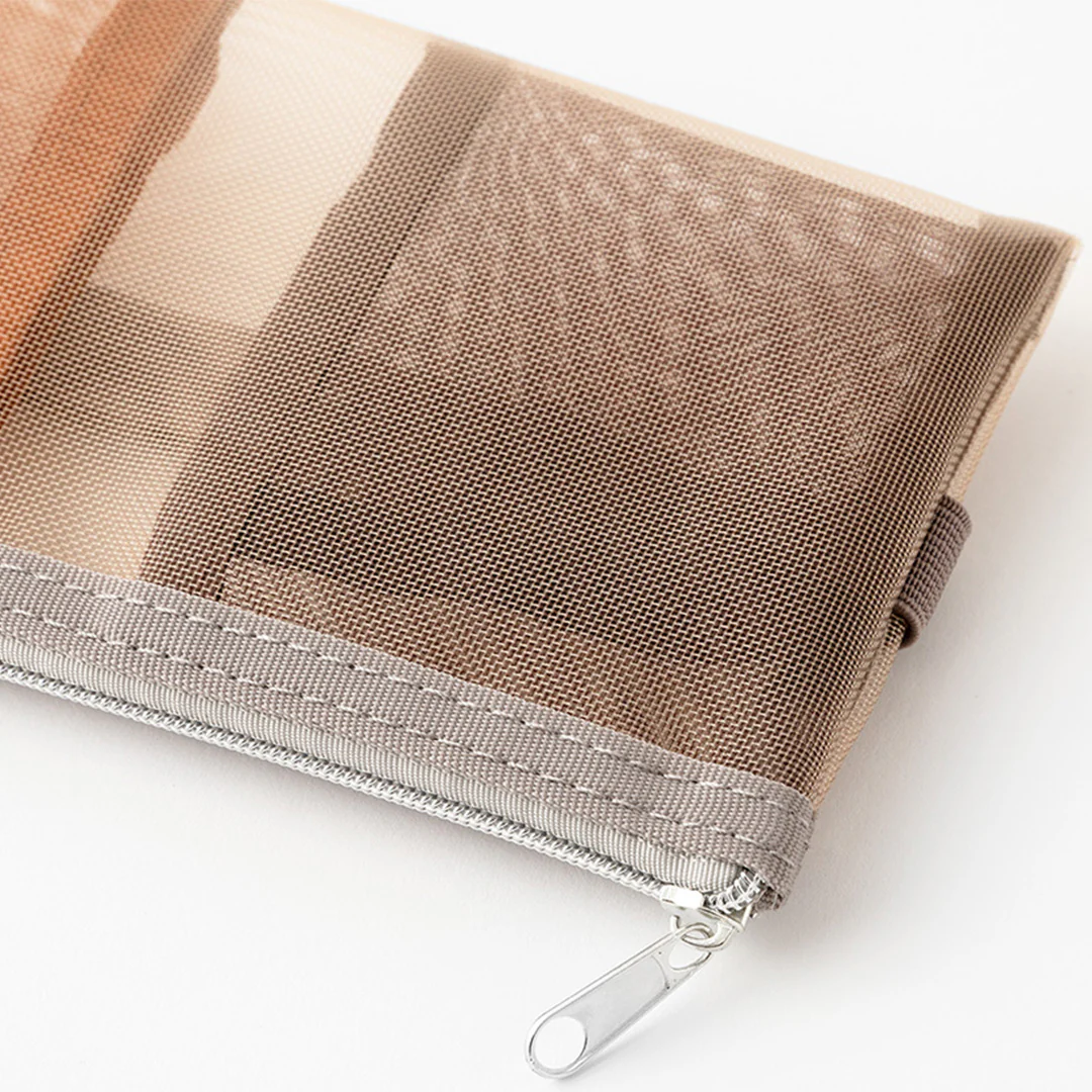 Midori Book Band Mesh Pen Case B6-A5 - Image 2