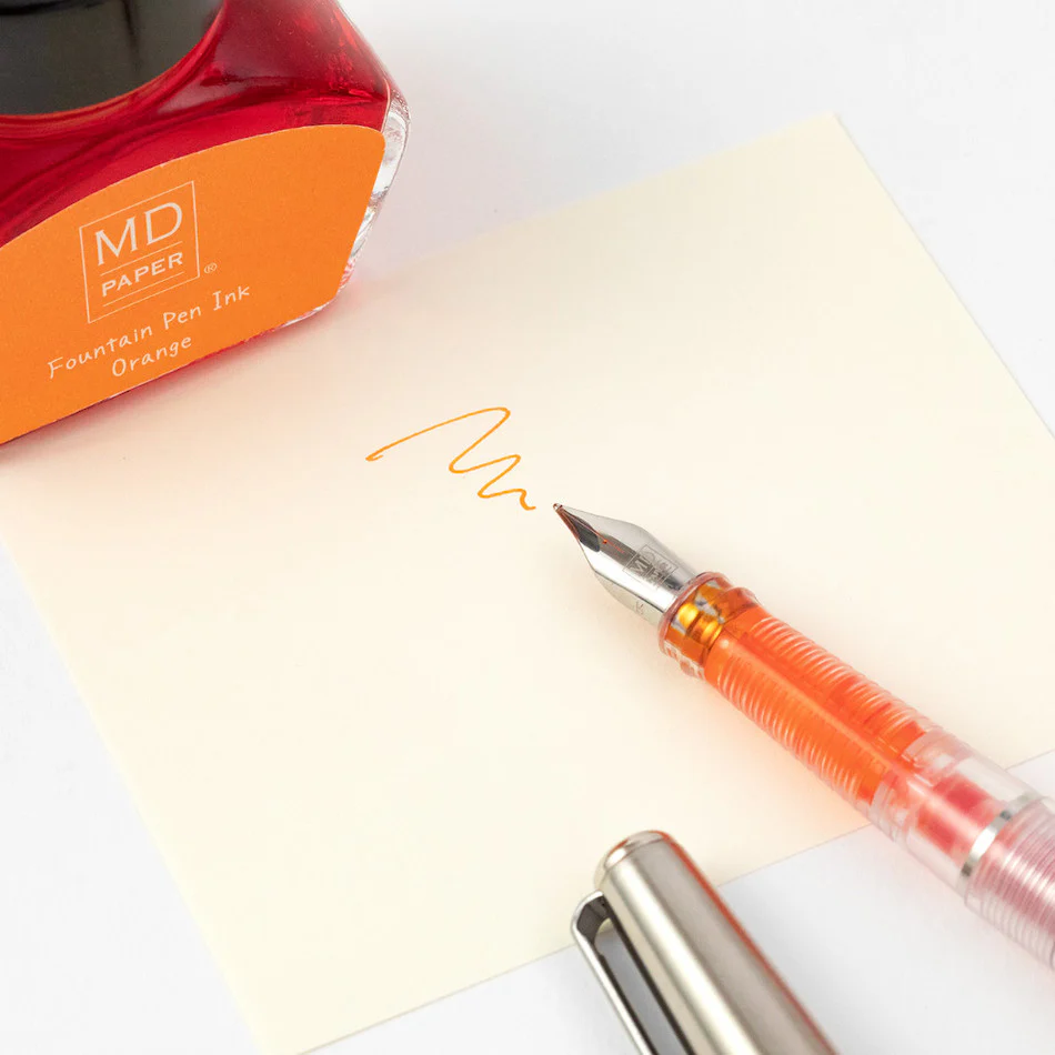 Midori MD Fountain Pen With Bottled Ink Limited Edition Orange - Image 4
