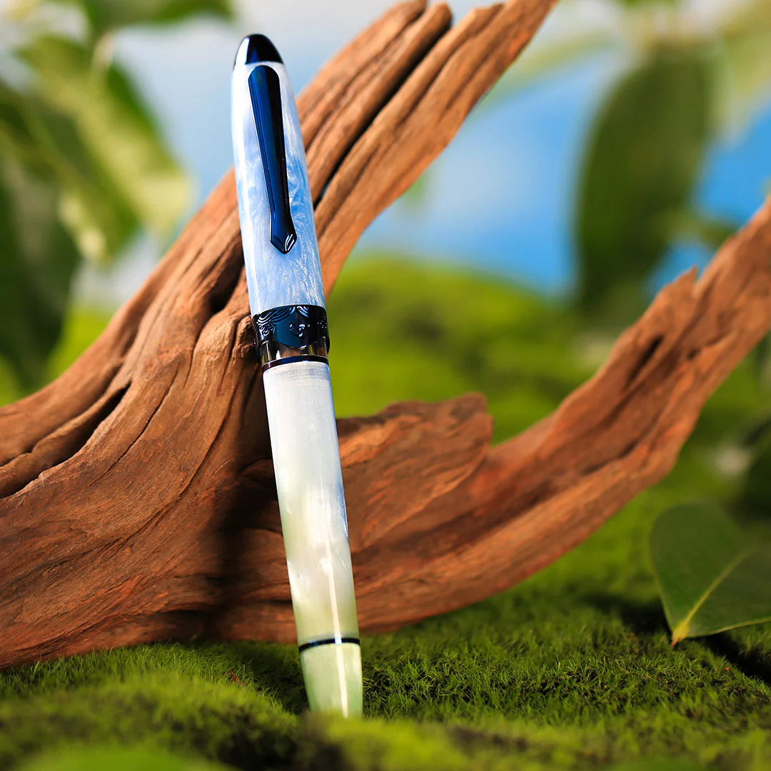 Nahvalur Horizon Fountain Pen Habitat - Image 2