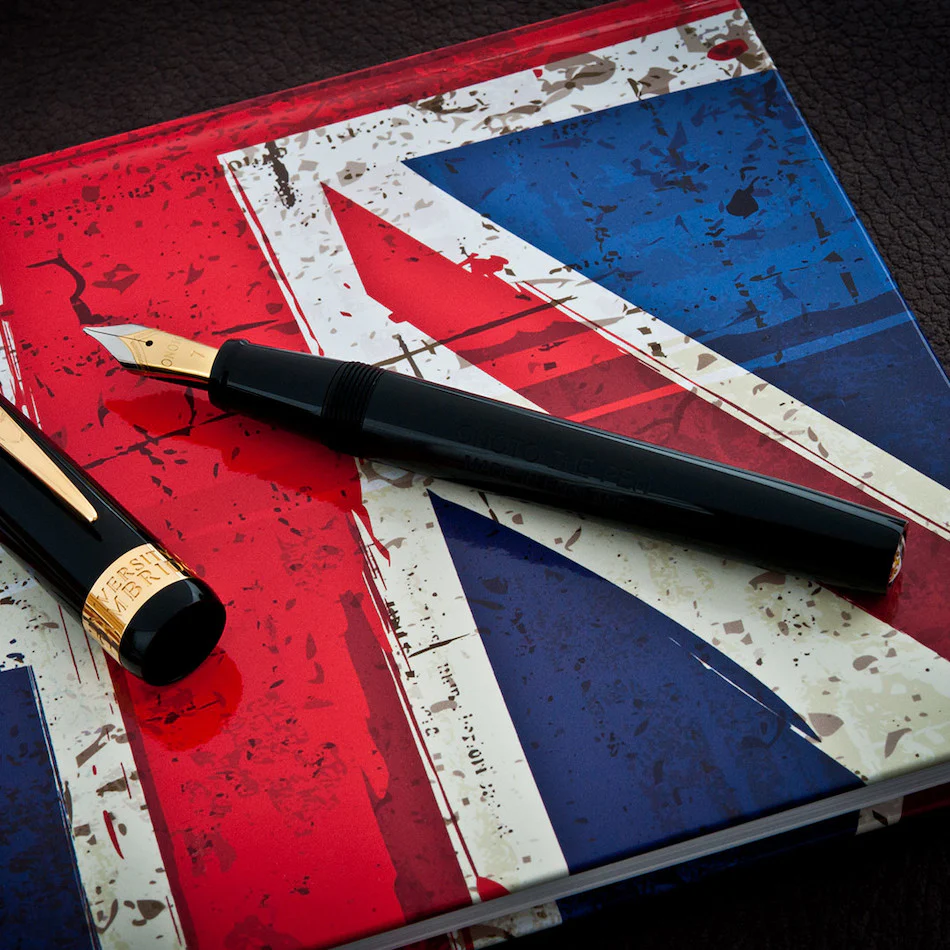 Onoto Magna 18ct Gold Nib Fountain Pen University of Cambridge
