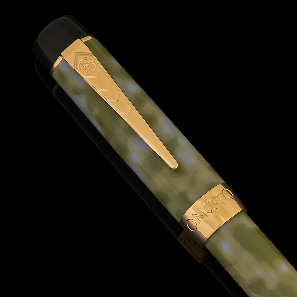 Onoto Scholar Fountain Pen Highland with Gold Trim - Image 3