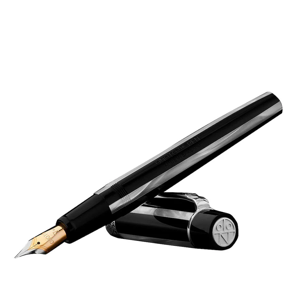 Onoto Shakespeare 18ct Gold Nib Fountain Pen Hamlet Limited Edition