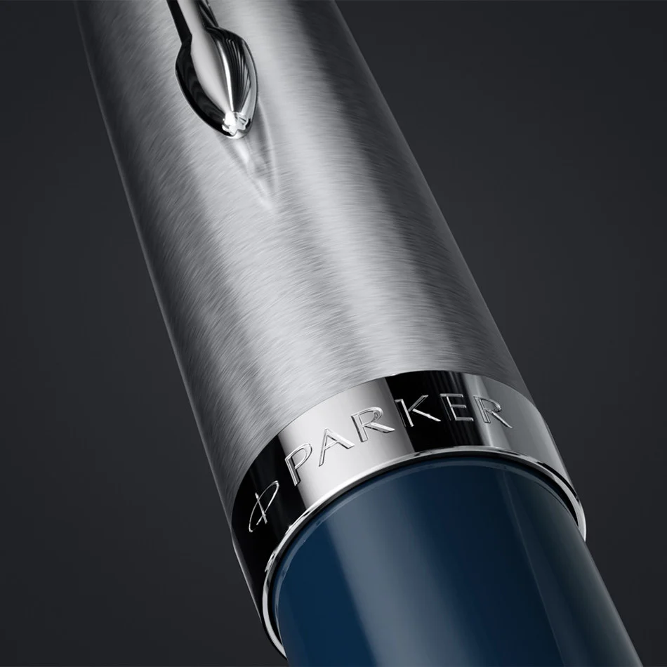 Parker 51 Fountain Pen Midnight Blue - Image 2
