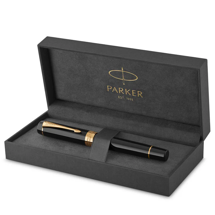 Parker Duofold Classic Fountain Pen Black with Gold Trim - Image 6
