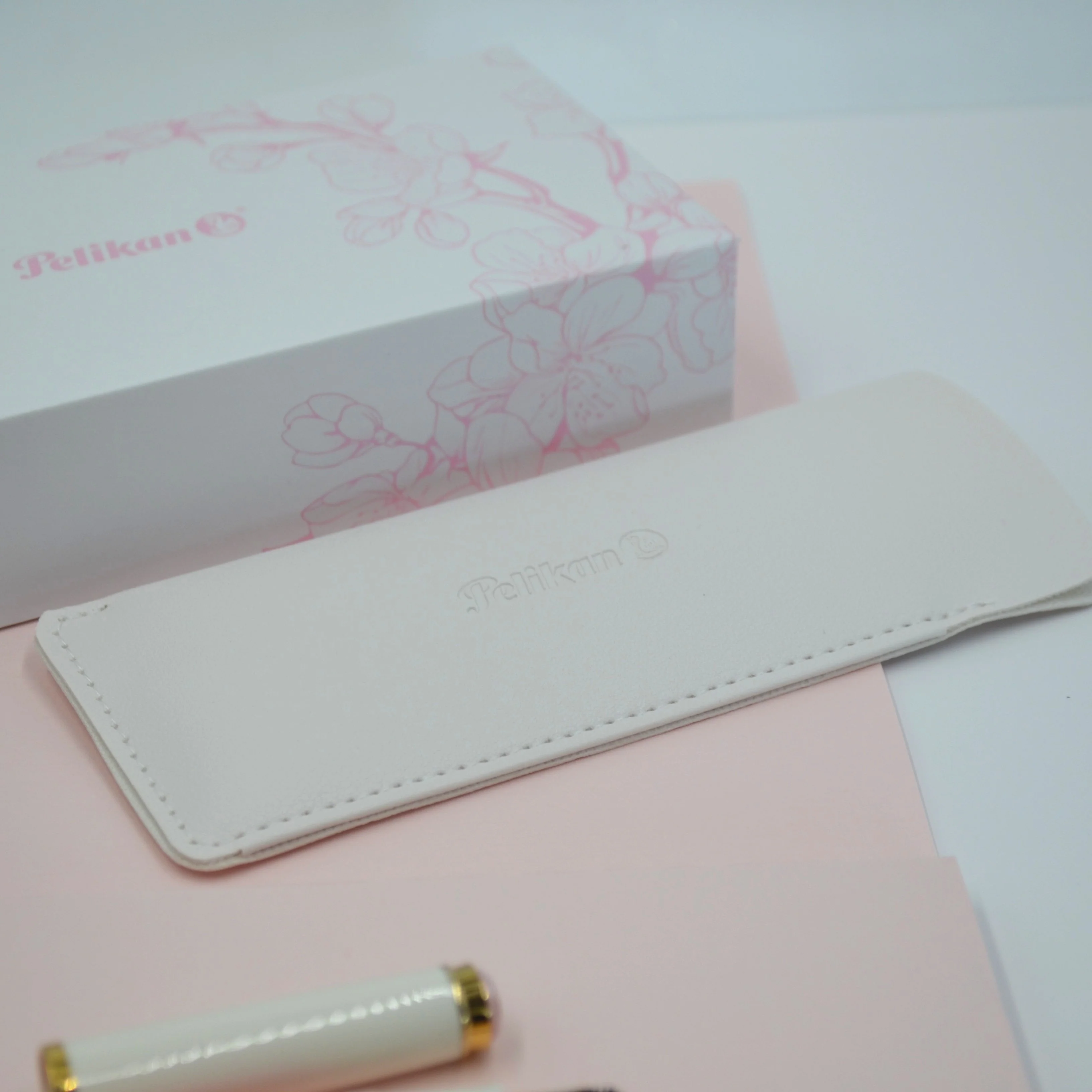 Pelikan Classic M200 Special Edition Fountain Pen Cherry Blossom - Image 7