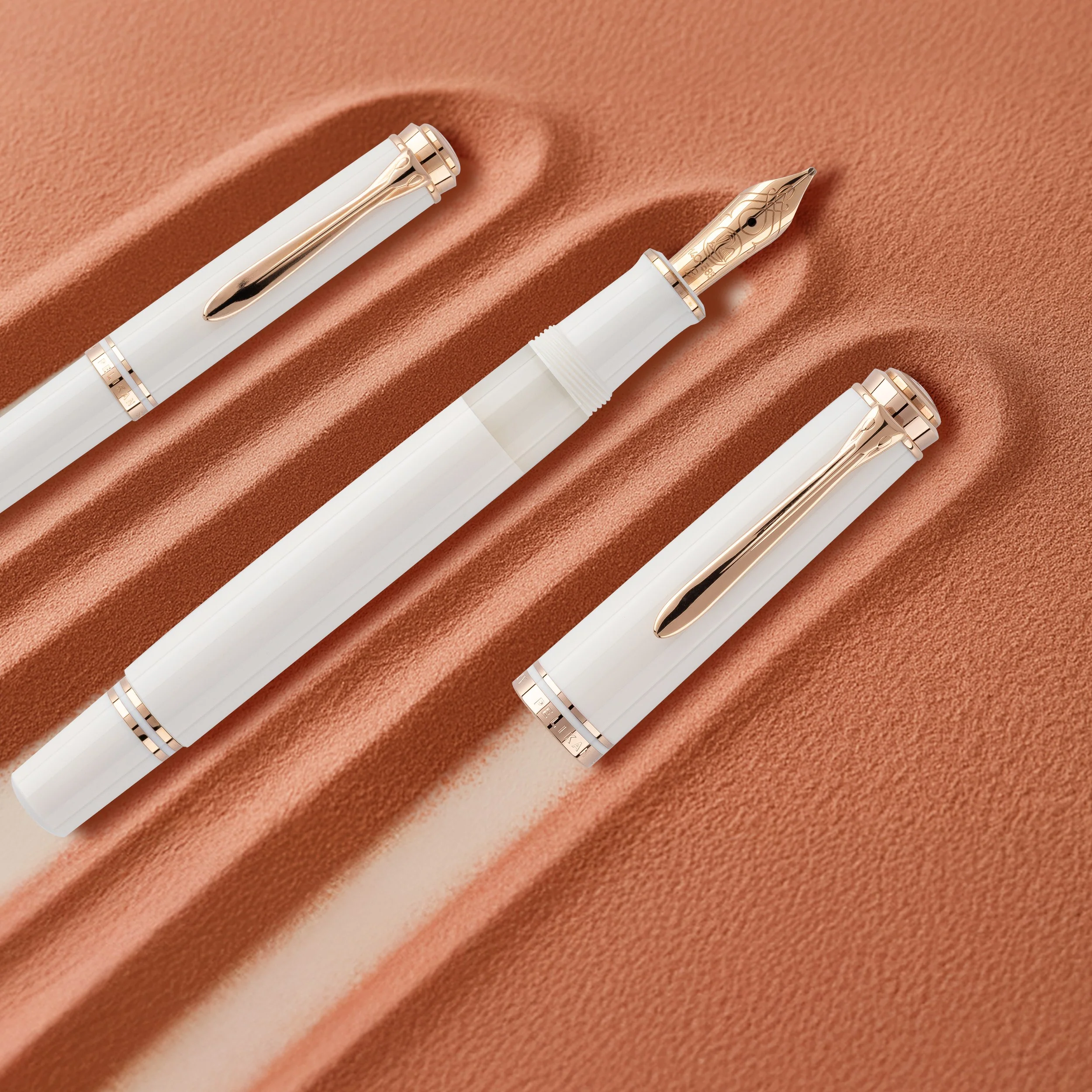 Pelikan Souveran M600 Special Edition Fountain Pen White Rose Gold - Image 2
