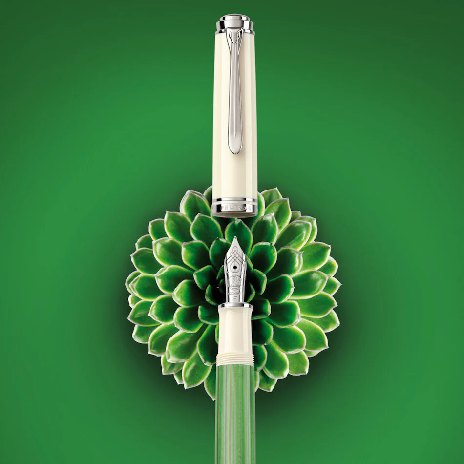 Pelikan Souveran M605 Fountain Pen Green-White Special Edition - Image 4
