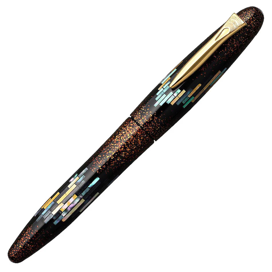 Platinum Izumo Hon-urushi Raden Maki-e Aurora Fountain Pen - Image 2
