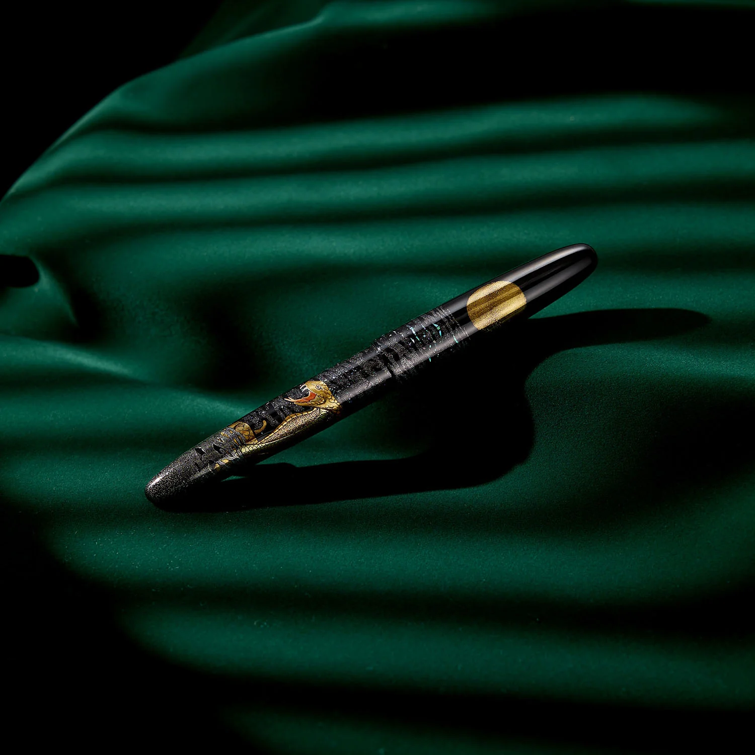 Sailor King Of Pens Fountain Pen Cobra in the Moonlight - Image 2