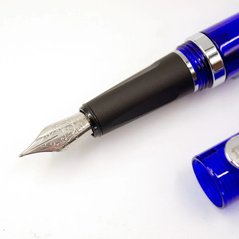 Taccia Facet Fountain Pen Clear Blue - Image 4