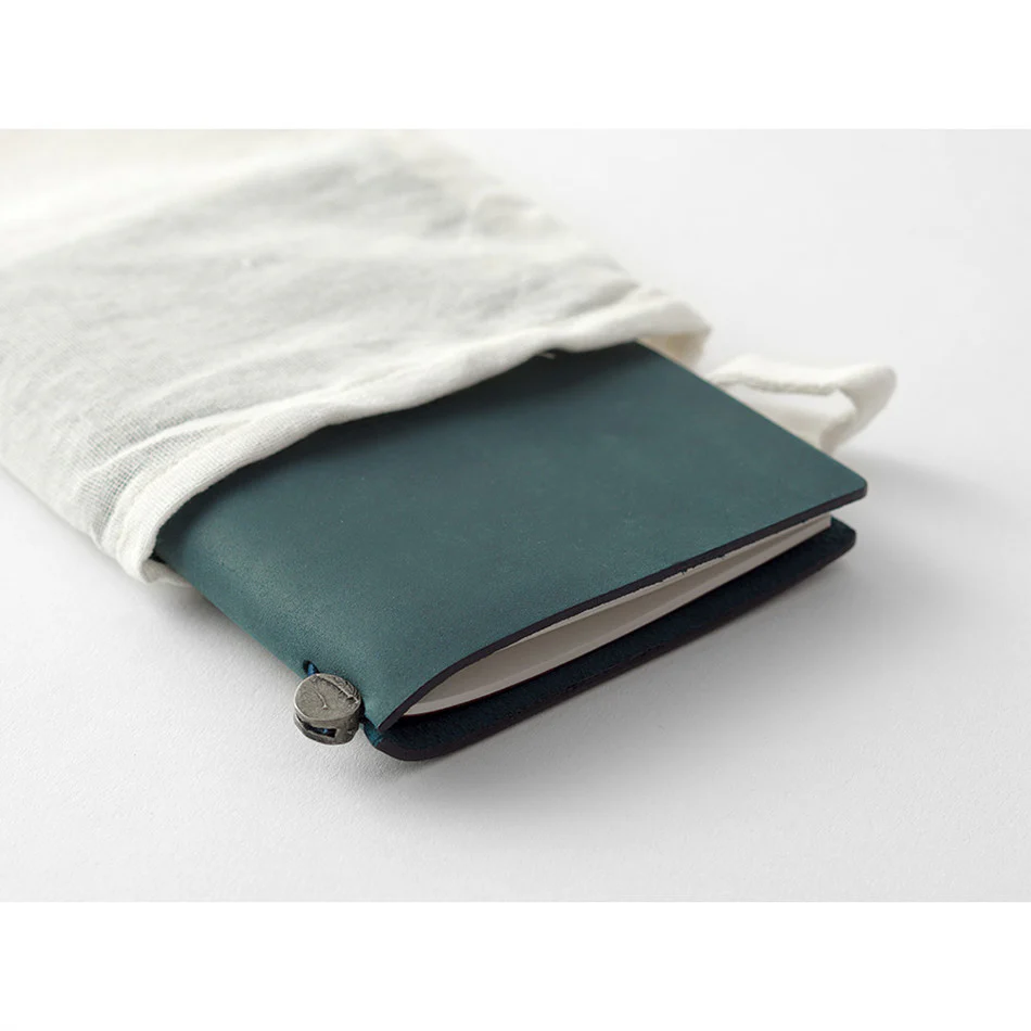 TRAVELER'S COMPANY Traveler's Notebook Leather Passport Size Blue - Image 5