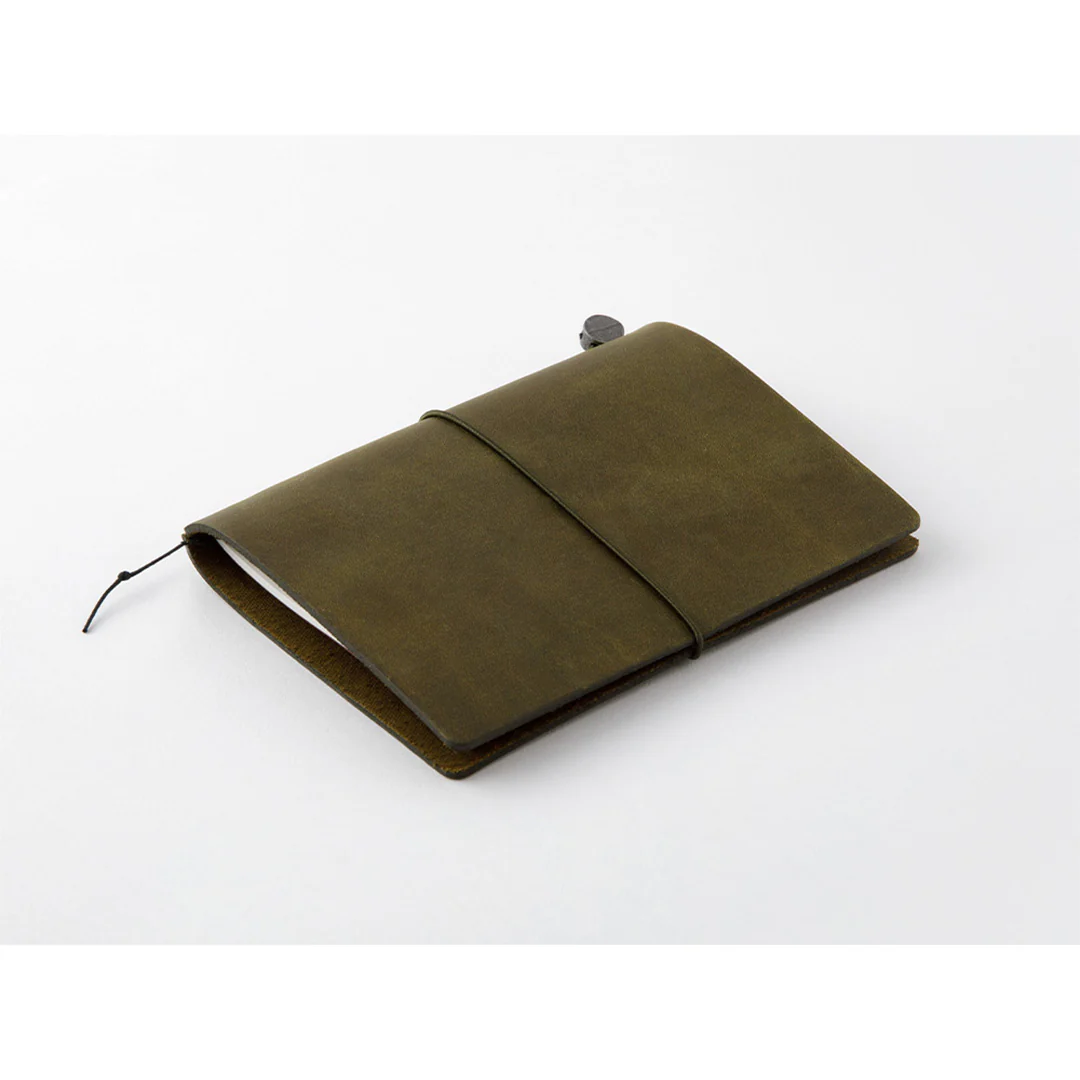 TRAVELER'S COMPANY Traveler's Notebook Leather Passport Size Olive - Image 3