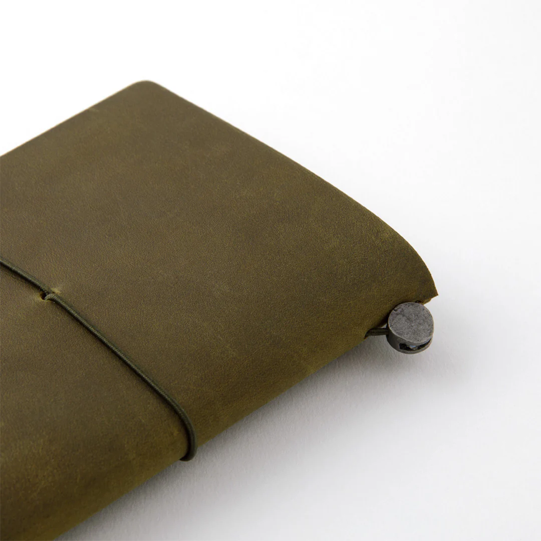 TRAVELER'S COMPANY Traveler's Notebook Leather Passport Size Olive - Image 5