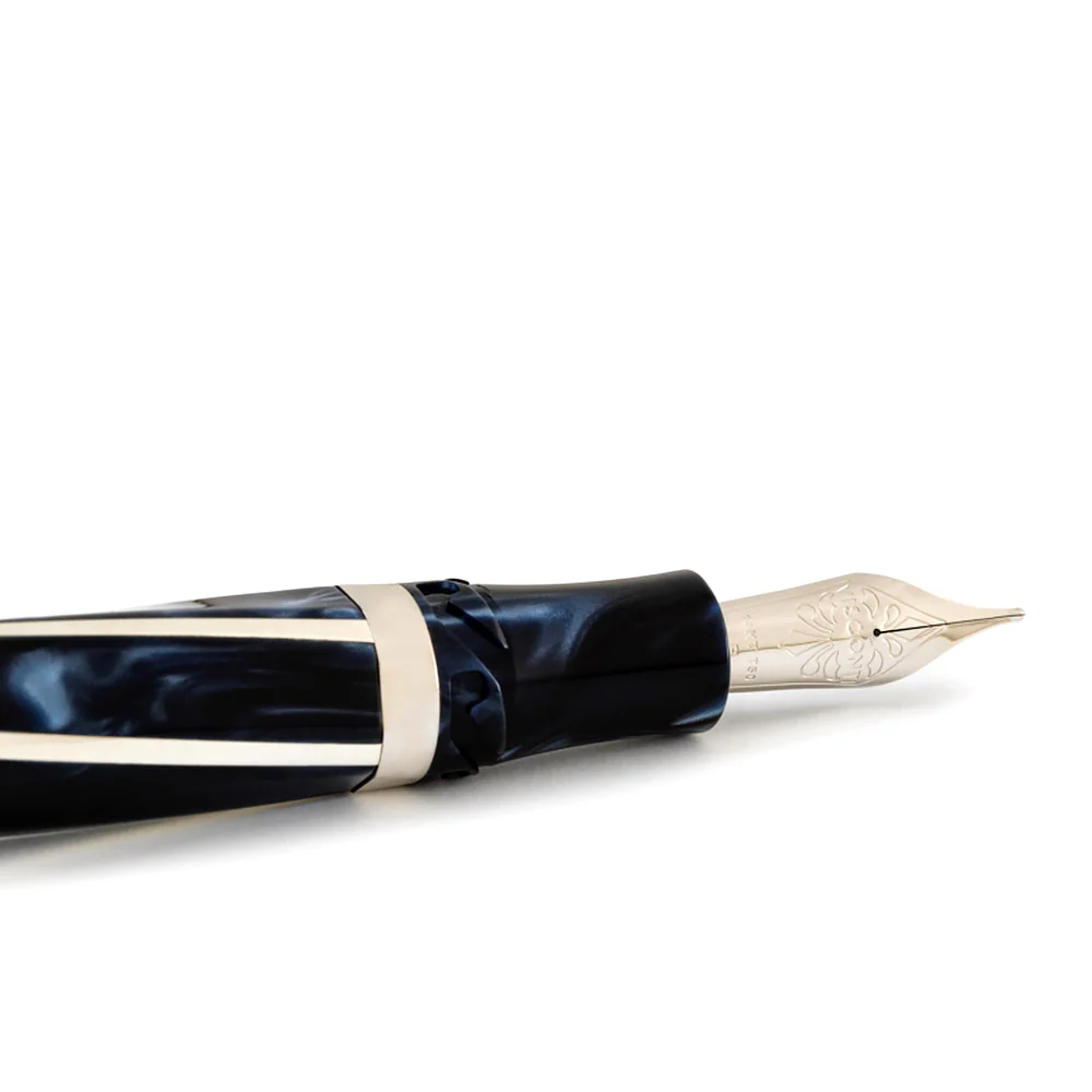 Visconti Divina Elegance Fountain Pen Imperial Blue - Image 2